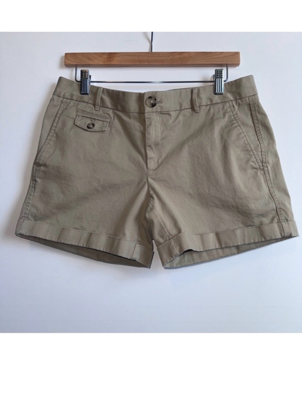 Banana Republic City Chino Shorts Size 6 Khaki Tan Safari Chic Coastal Preppy